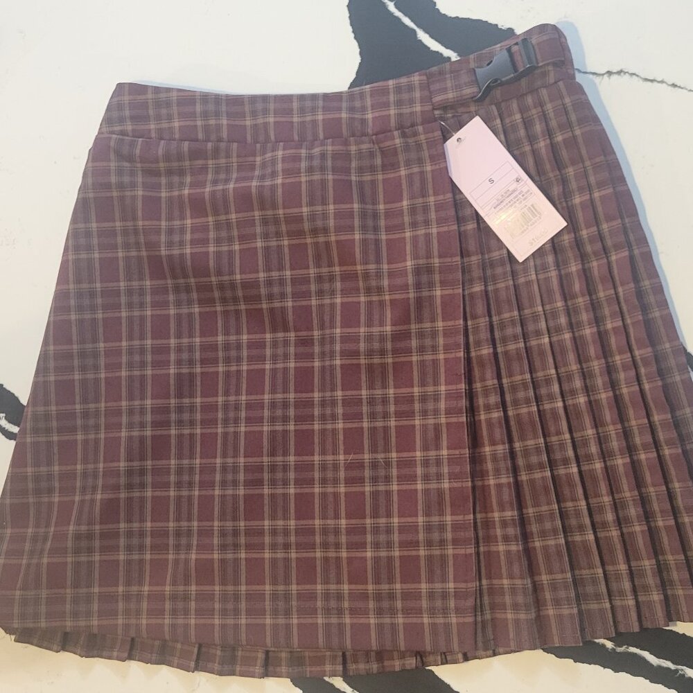 Plaid mini skirt
